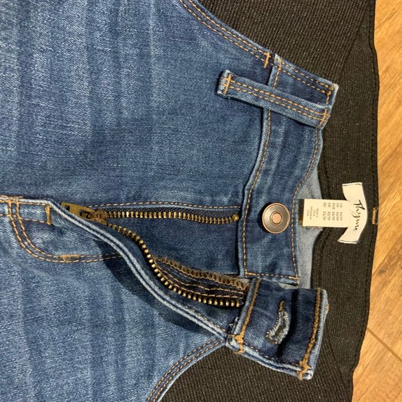 Thyme maternity skinny medium wash jeans - Picture 10 of 10